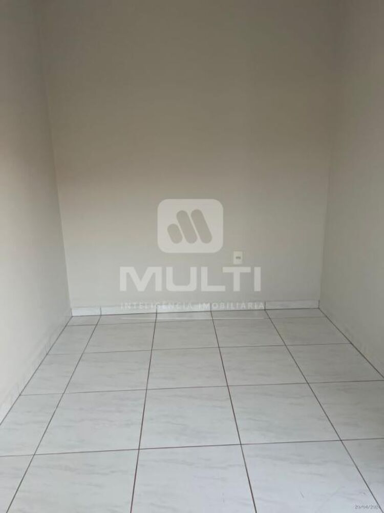 Casa à venda com 3 quartos, 112m² - Foto 24