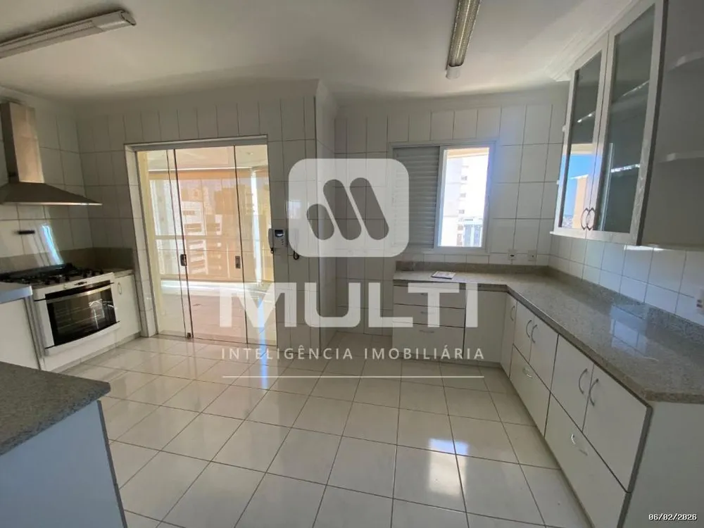 Apartamento, 4 quartos, 253 m² - Foto 2
