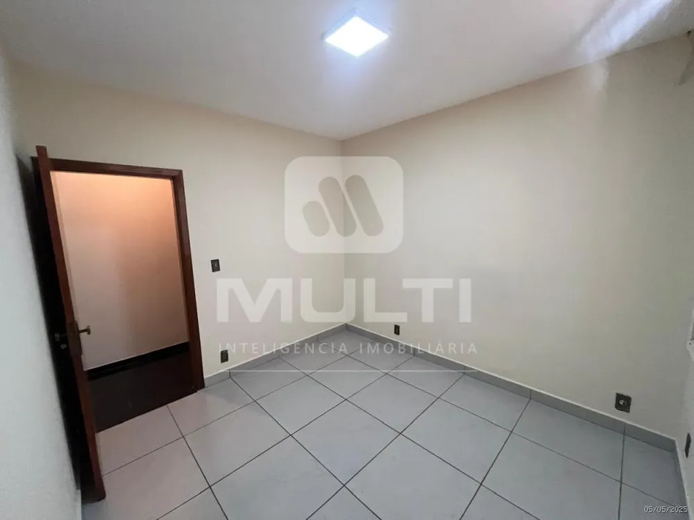 Casa, 4 quartos, 295 m² - Foto 4