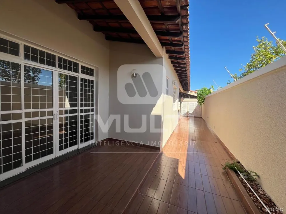 Casa, 4 quartos, 295 m² - Foto 9