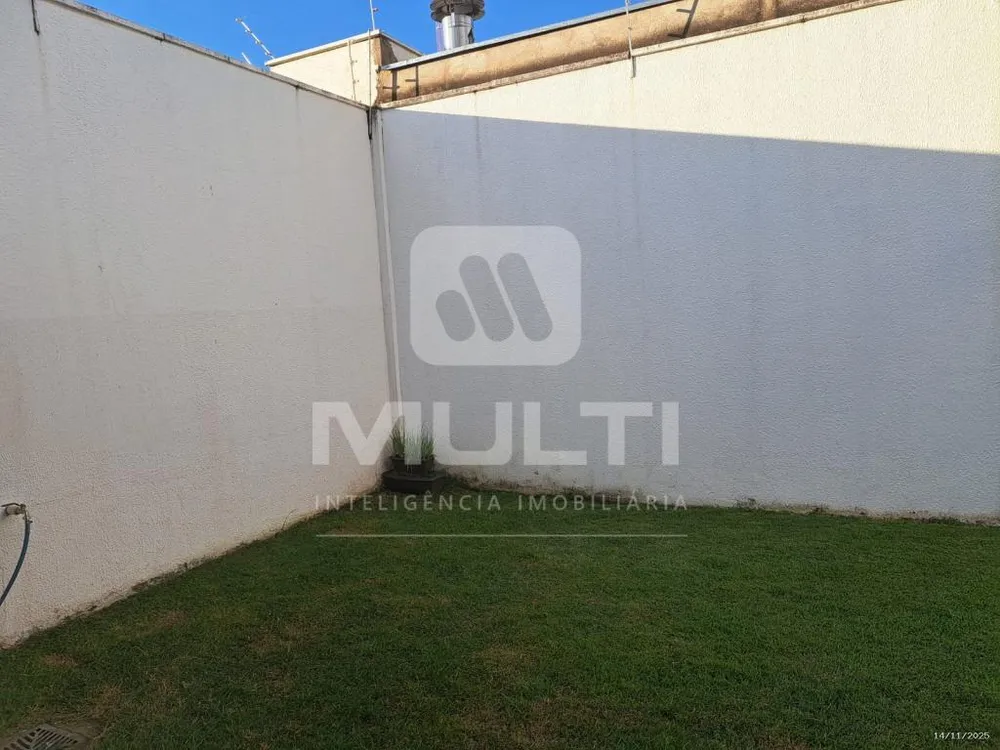 Casa, 3 quartos, 137 m² - Foto 2