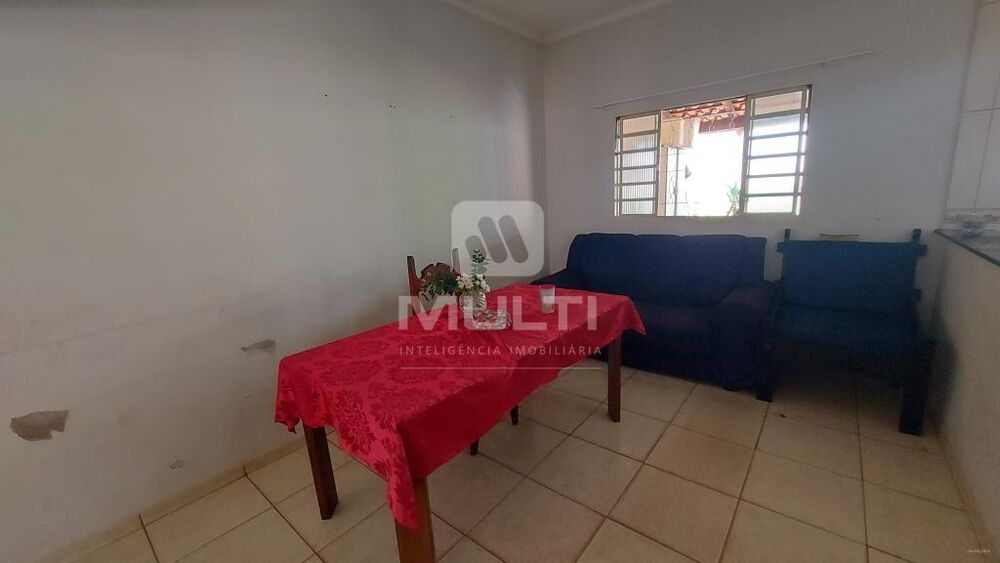 Casa, 3 quartos, 220 m² - Foto 3