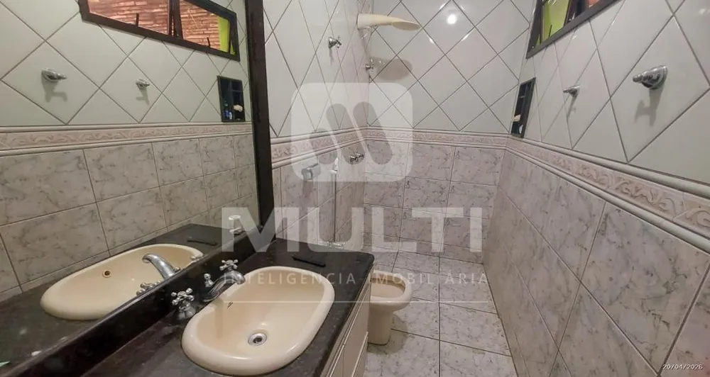 Casa, 4 quartos, 312 m² - Foto 4