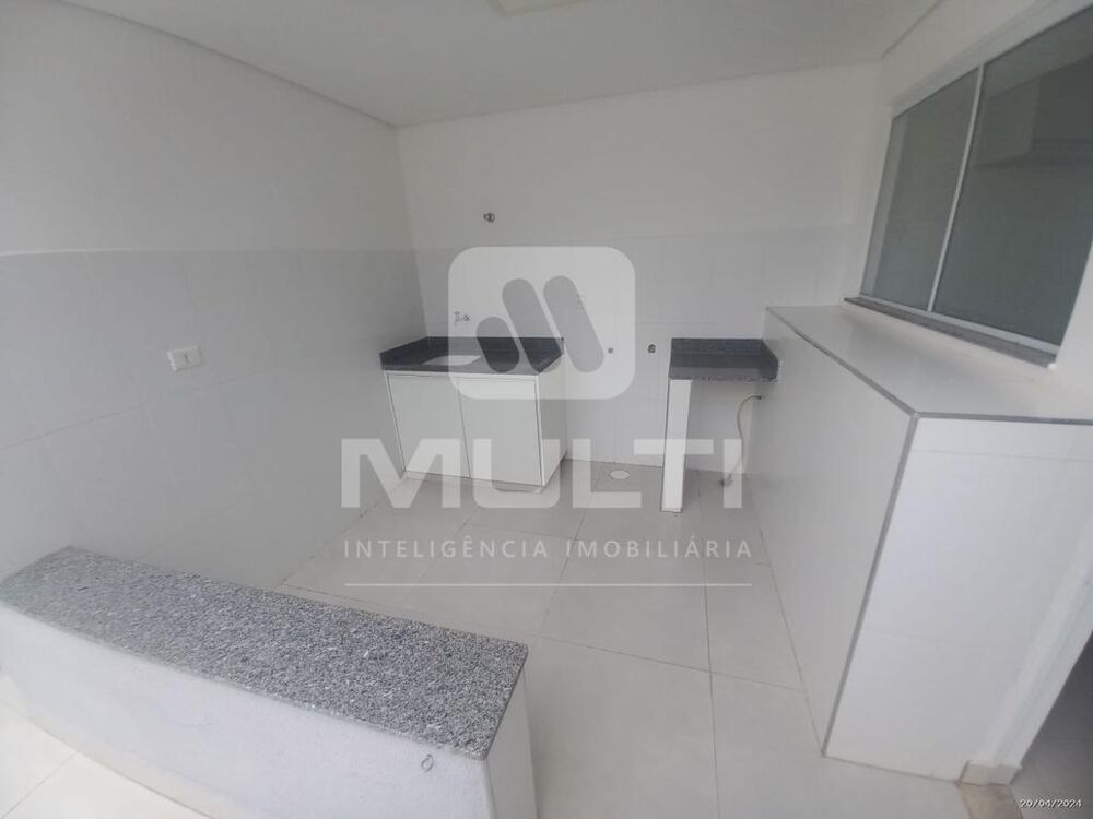 Casa, 3 quartos, 196 m² - Foto 6