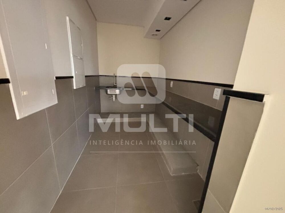 Sala-Conjunto, 208 m² - Foto 2