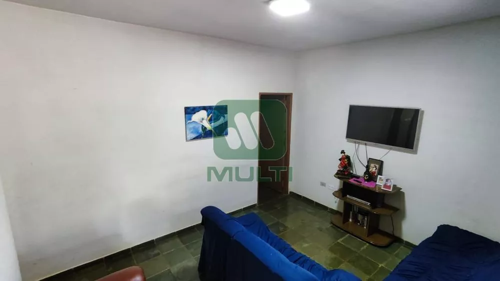 Fazenda à venda com 4 quartos, 266m² - Foto 1