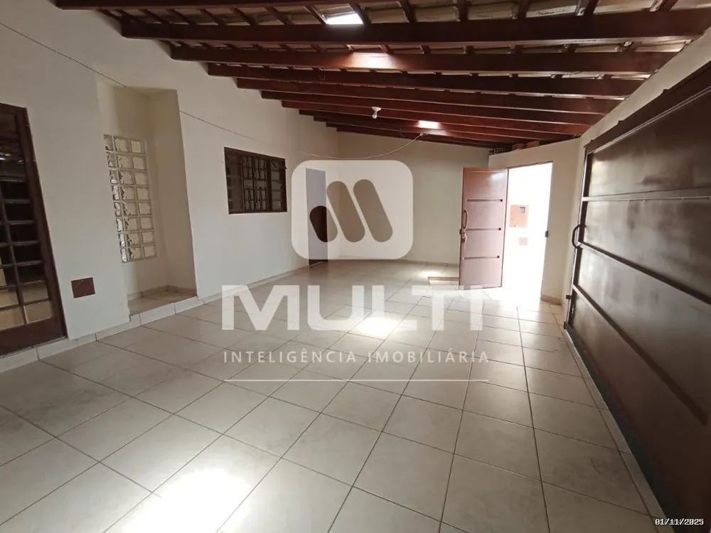 Casa, 3 quartos, 174 m² - Foto 2
