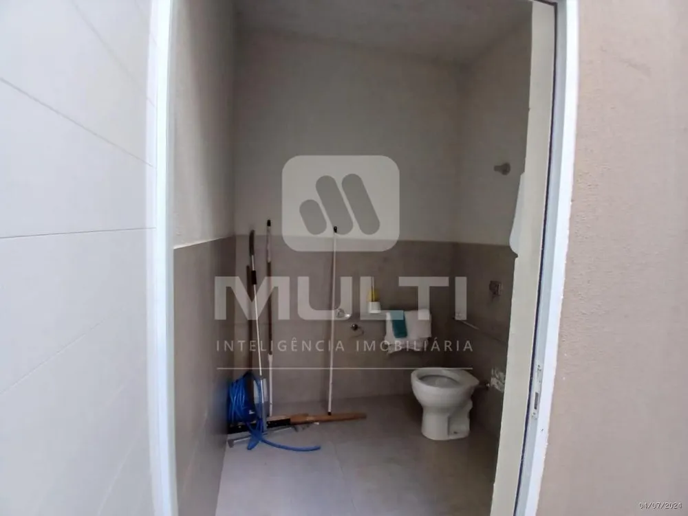 Casa, 1 quarto, 240 m² - Foto 6