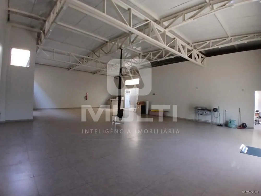 Casa, 1 quarto, 240 m² - Foto 4