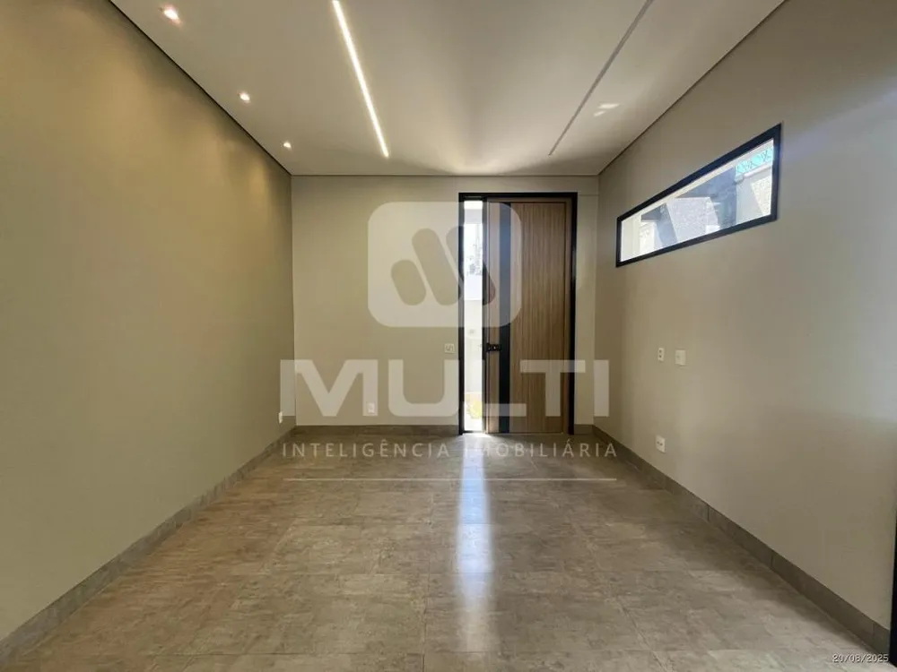 Casa, 3 quartos, 210 m² - Foto 1