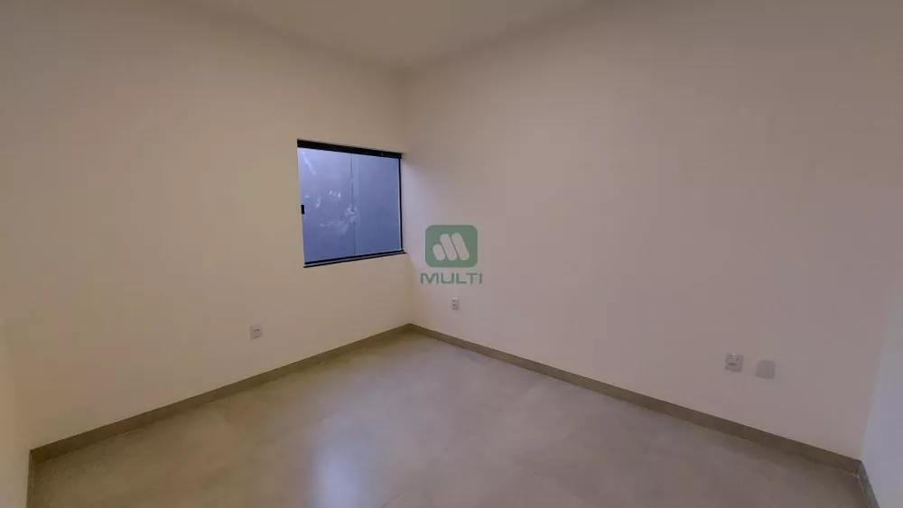 Casa à venda com 3 quartos, 180m² - Foto 10