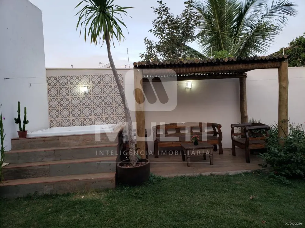 Casa, 4 quartos, 217 m² - Foto 2