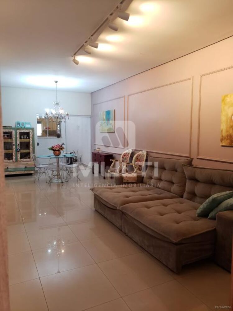 Casa, 4 quartos, 217 m² - Foto 3