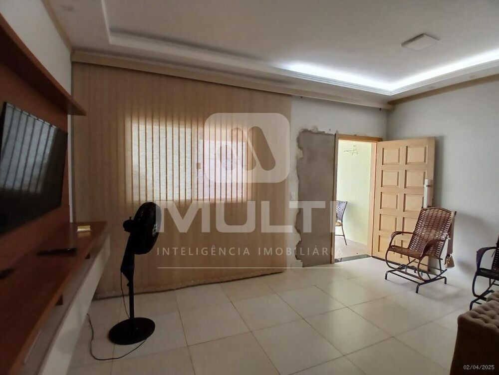 Casa, 2 quartos, 95 m² - Foto 1