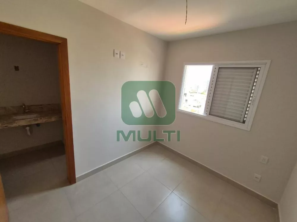 Apartamento à venda com 3 quartos, 110m² - Foto 12