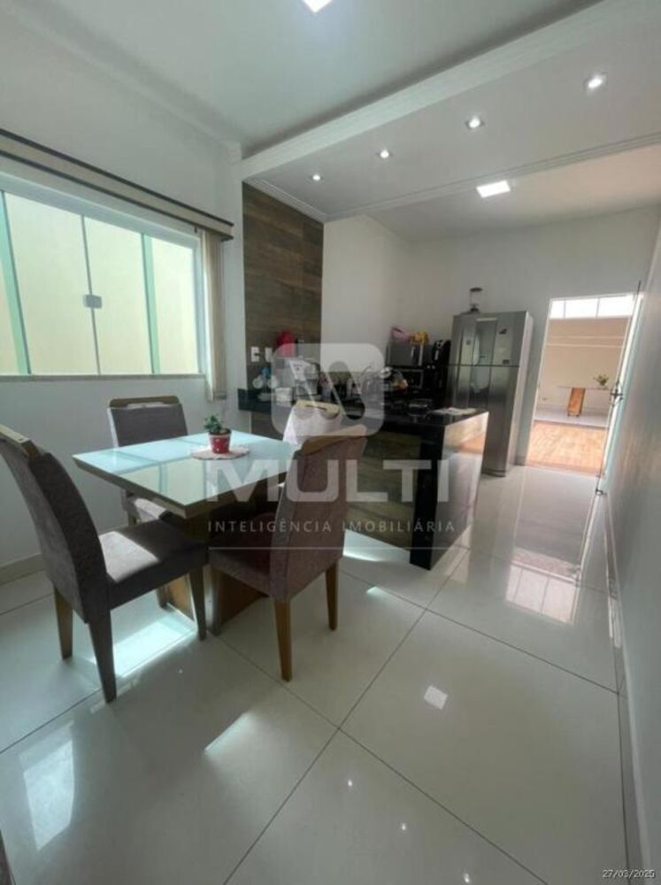 Casa, 3 quartos, 179 m² - Foto 4