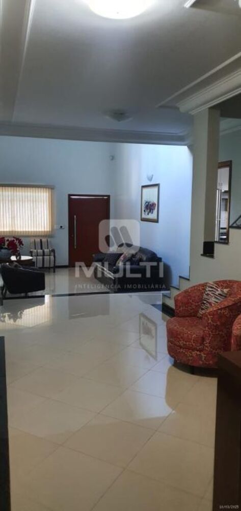 Casa, 4 quartos, 369 m² - Foto 4