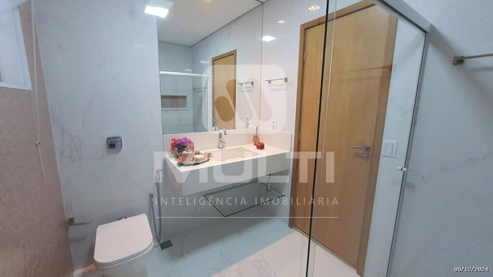 Casa, 3 quartos, 300 m² - Foto 13