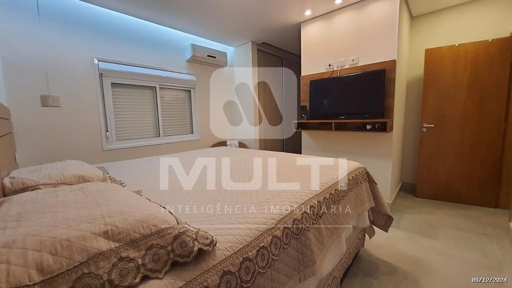 Casa, 3 quartos, 300 m² - Foto 11
