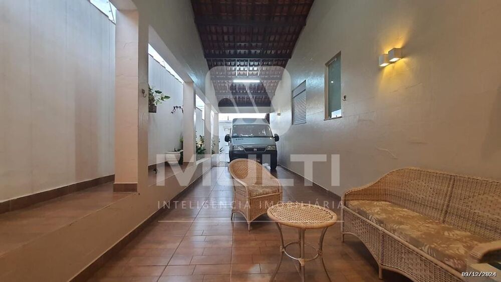 Casa, 3 quartos, 300 m² - Foto 1