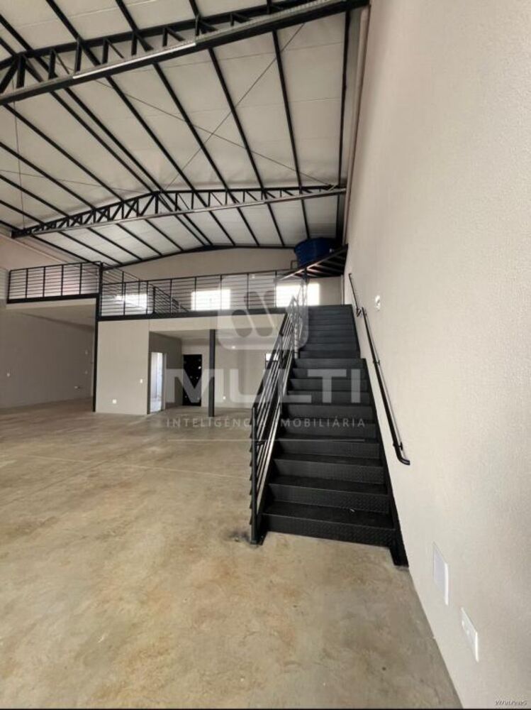 Casa, 1 quarto, 361 m² - Foto 2