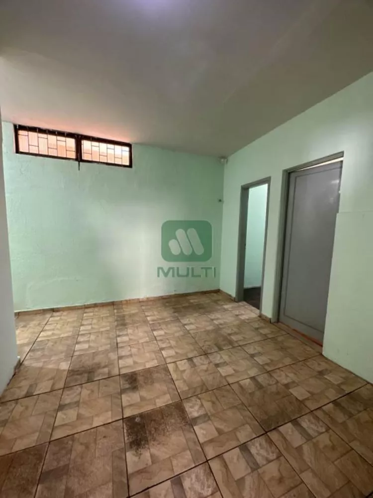 Casa à venda com 3 quartos, 124m² - Foto 8