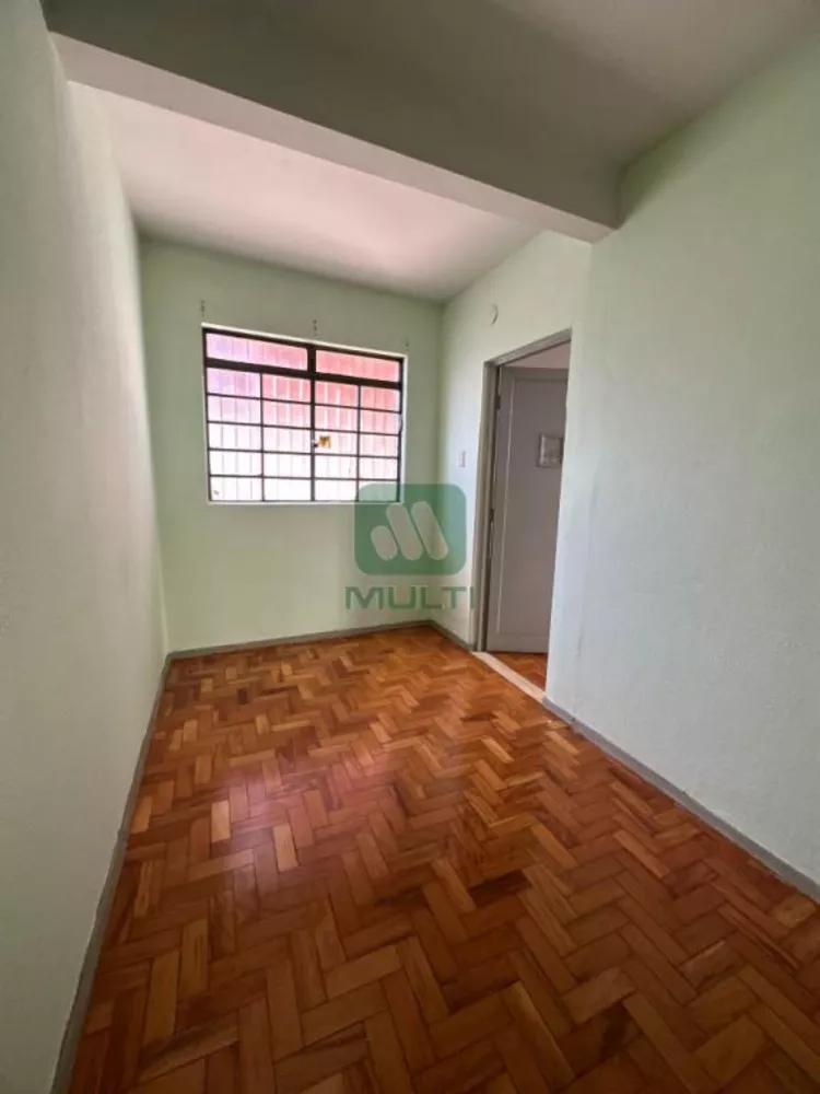 Casa à venda com 3 quartos, 124m² - Foto 5