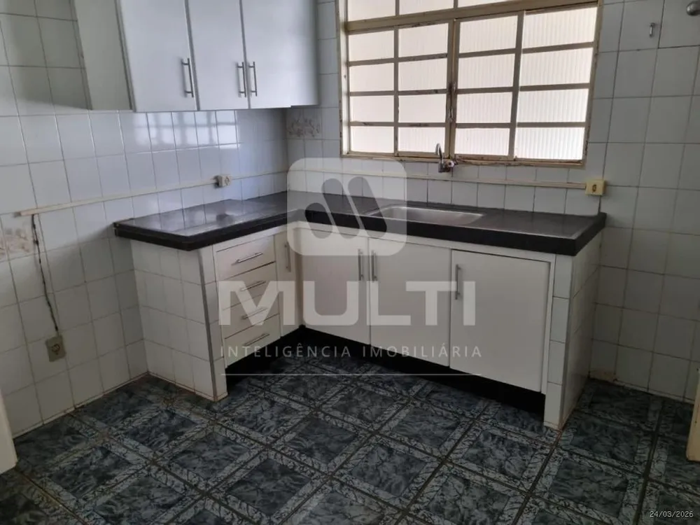 Casa, 3 quartos, 169 m² - Foto 3