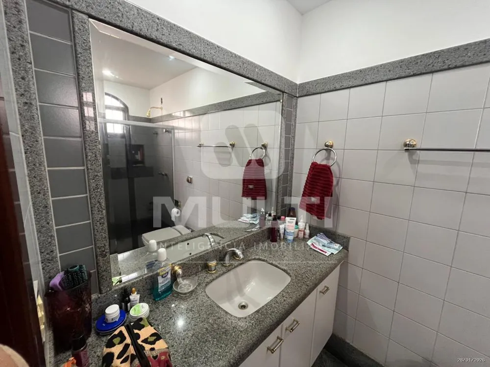 Casa, 4 quartos, 300 m² - Foto 4