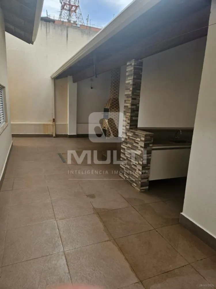 Casa, 4 quartos, 300 m² - Foto 1