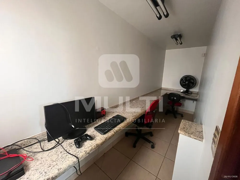 Casa, 4 quartos, 300 m² - Foto 2