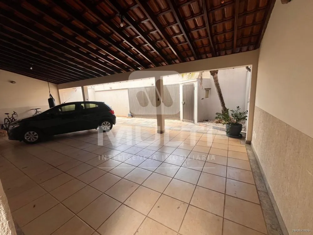 Casa, 4 quartos, 300 m² - Foto 11