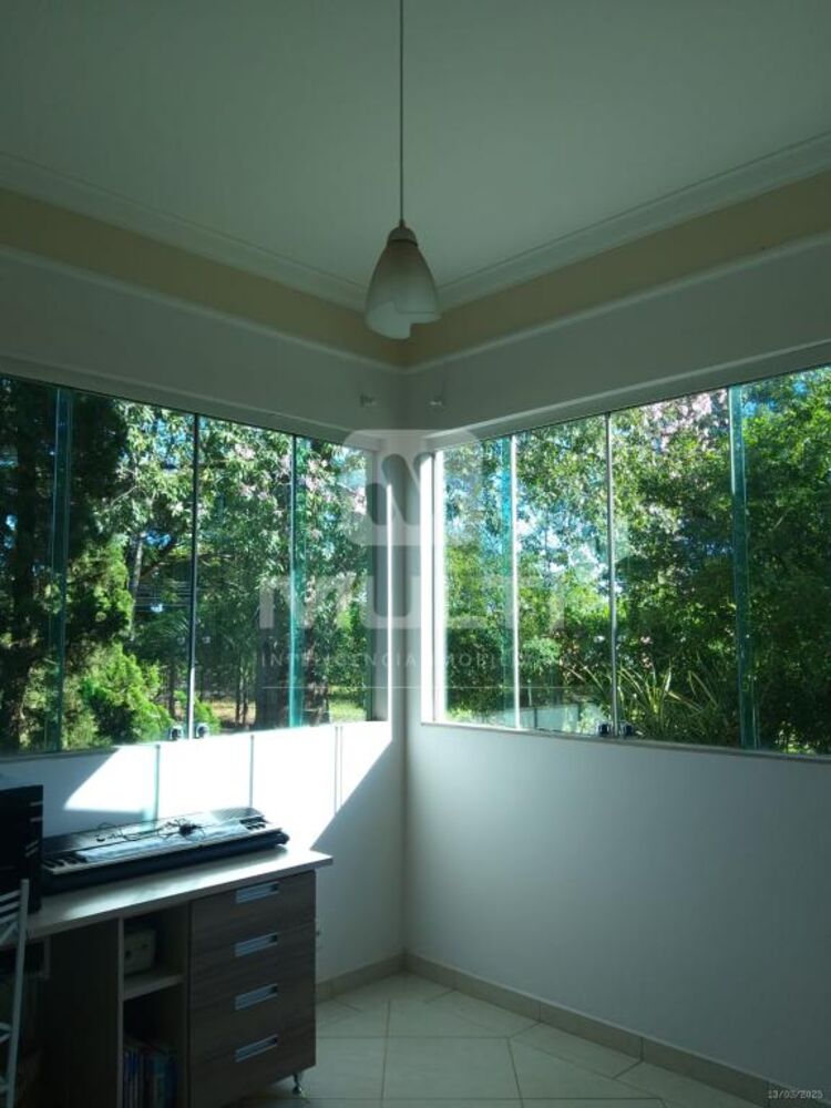 Sítio, 4 quartos, 487 m² - Foto 2