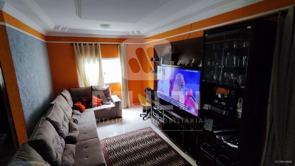 Casa, 5 quartos, 270 m² - Foto 2