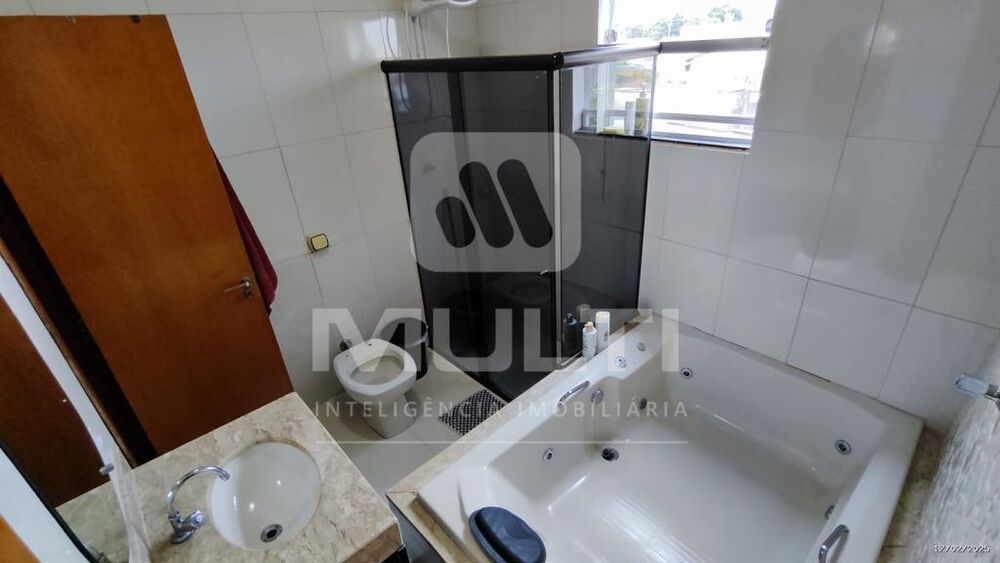 Casa, 5 quartos, 270 m² - Foto 14