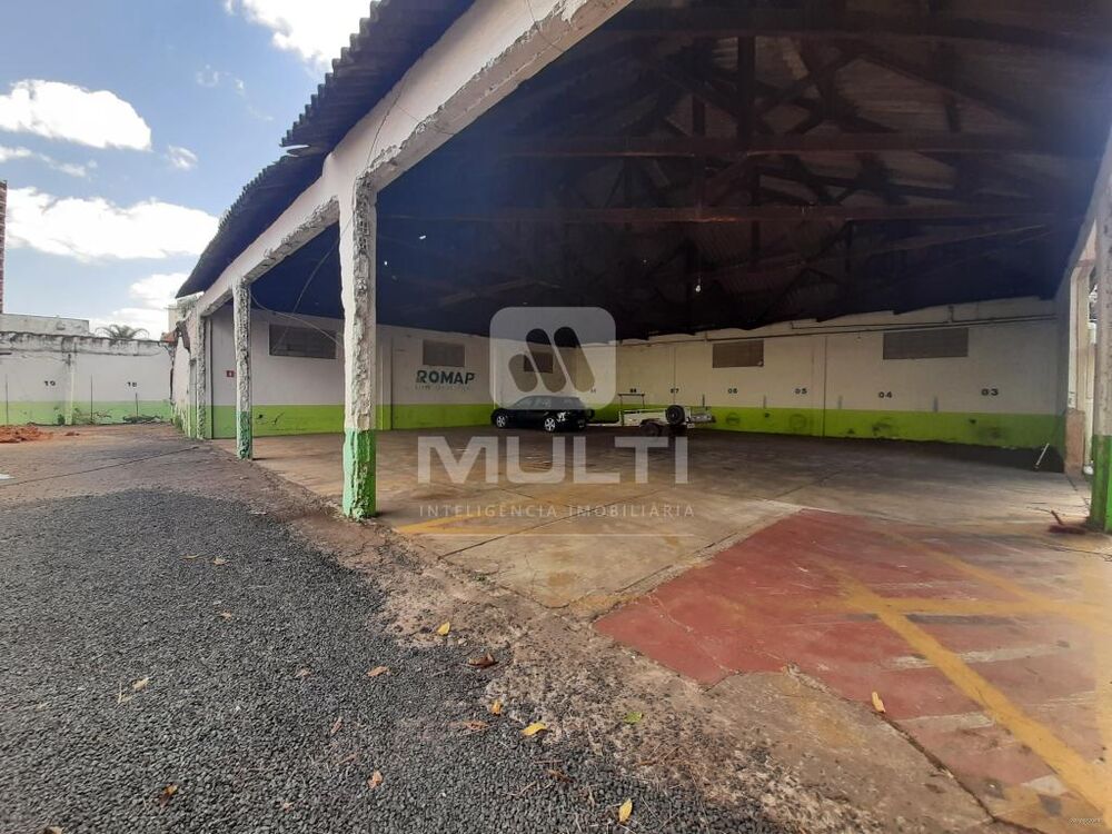 Loteamento e Condomínio à venda com 1 quarto, 1085m² - Foto 2