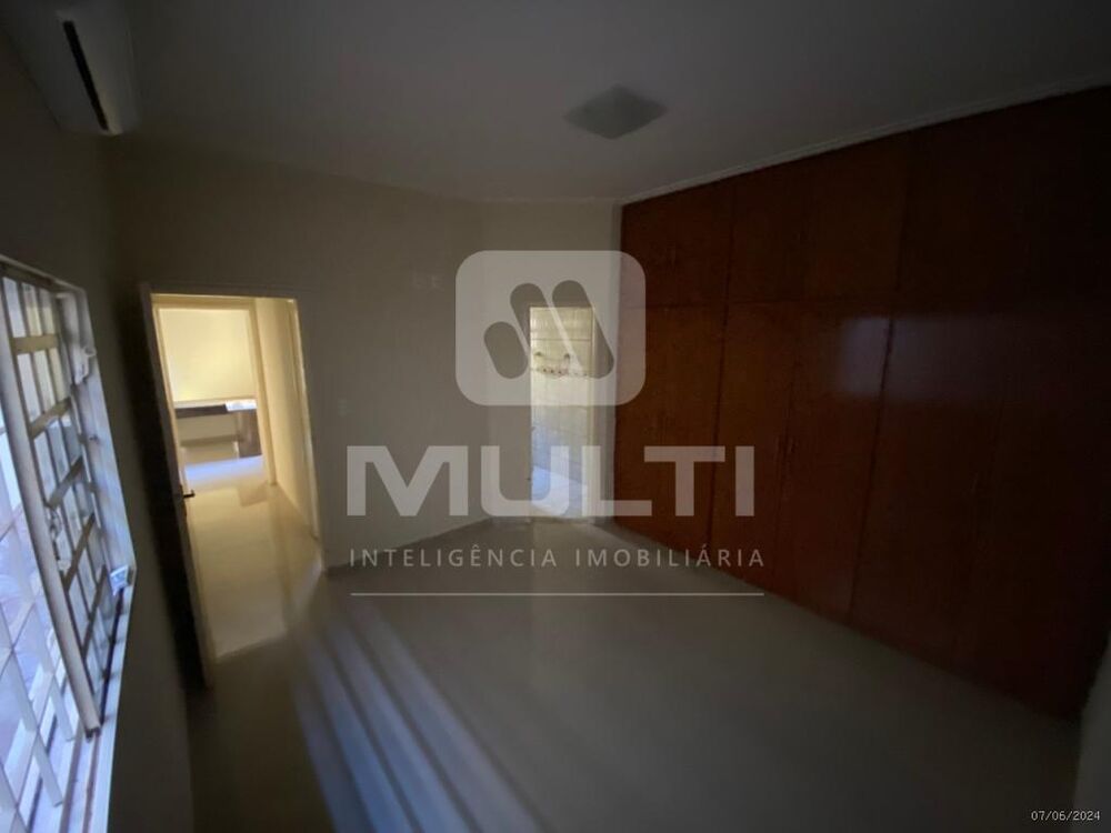 Casa, 3 quartos, 180 m² - Foto 3