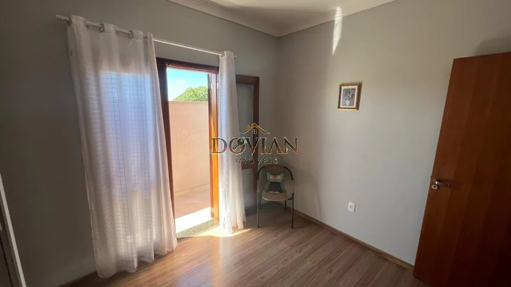 Casa, 3 quartos, 250 m² - Foto 12