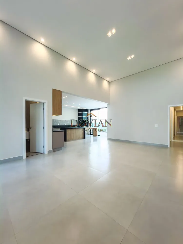 Casa, 3 quartos, 330 m² - Foto 1