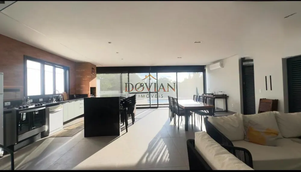 Casa, 3 quartos, 420 m² - Foto 1