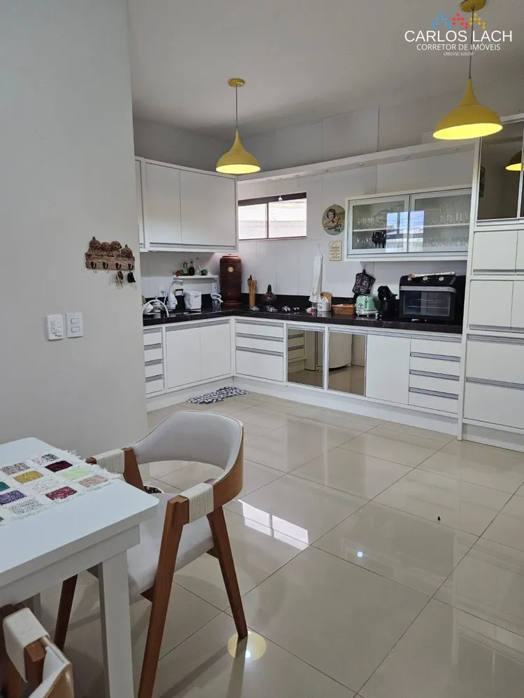 Casa, 3 quartos, 209 m² - Foto 11