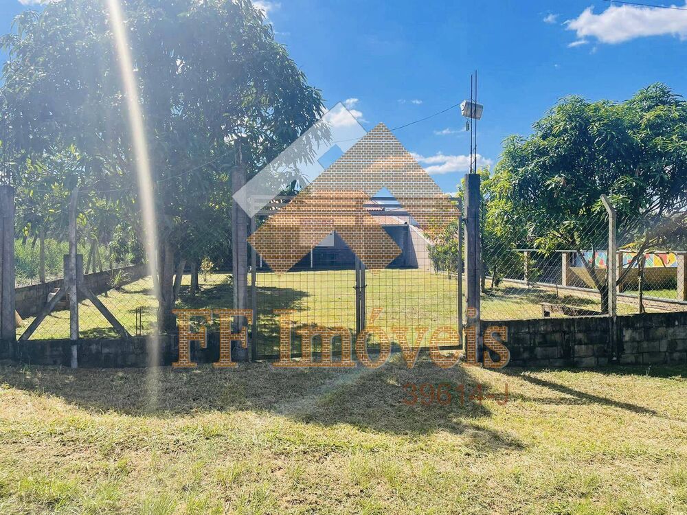 Casa, 2 quartos, 198 m² - Foto 1