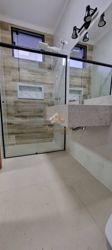 Casa, 3 quartos, 179 m² - Foto 2