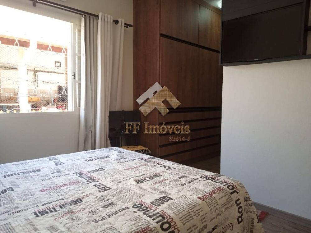 Casa, 3 quartos, 219 m² - Foto 4