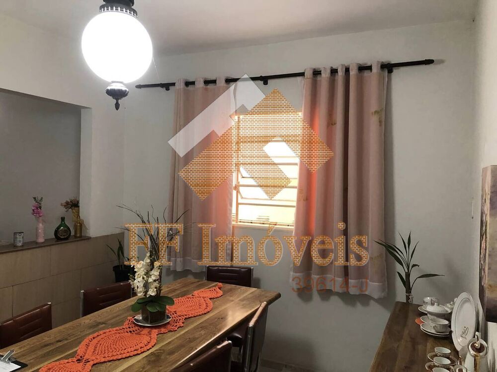 Casa, 4 quartos, 210 m² - Foto 1