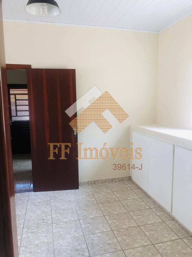 Casa, 3 quartos, 244 m² - Foto 5