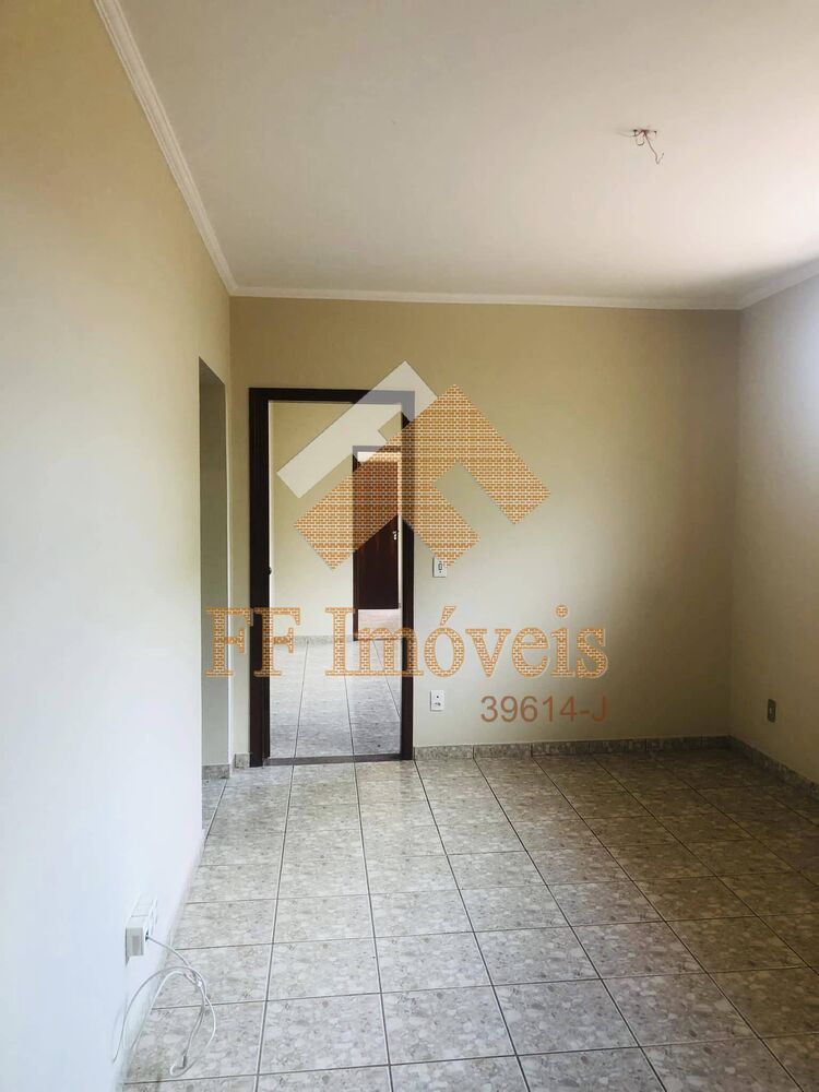 Casa, 3 quartos, 244 m² - Foto 1