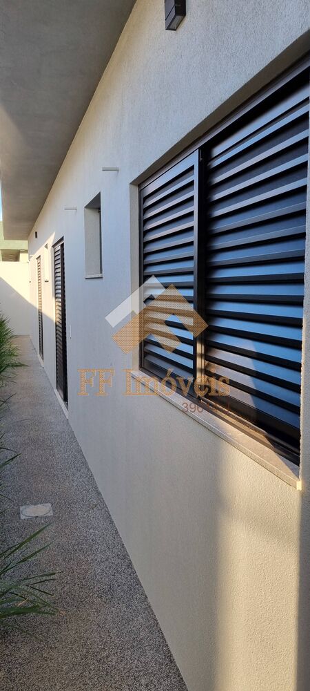 Casa, 3 quartos, 157 m² - Foto 1