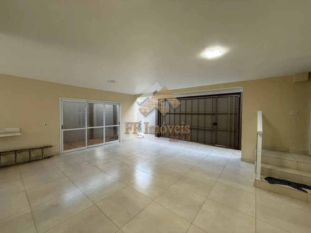 Casa, 3 quartos, 320 m² - Foto 4