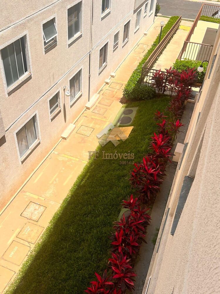 Apartamento à venda com 2 quartos, 46m² - Foto 3